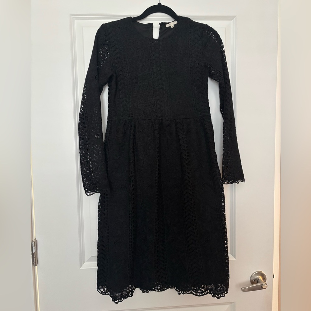 Beautiful Tea N Rose Black Lace Midi Dress